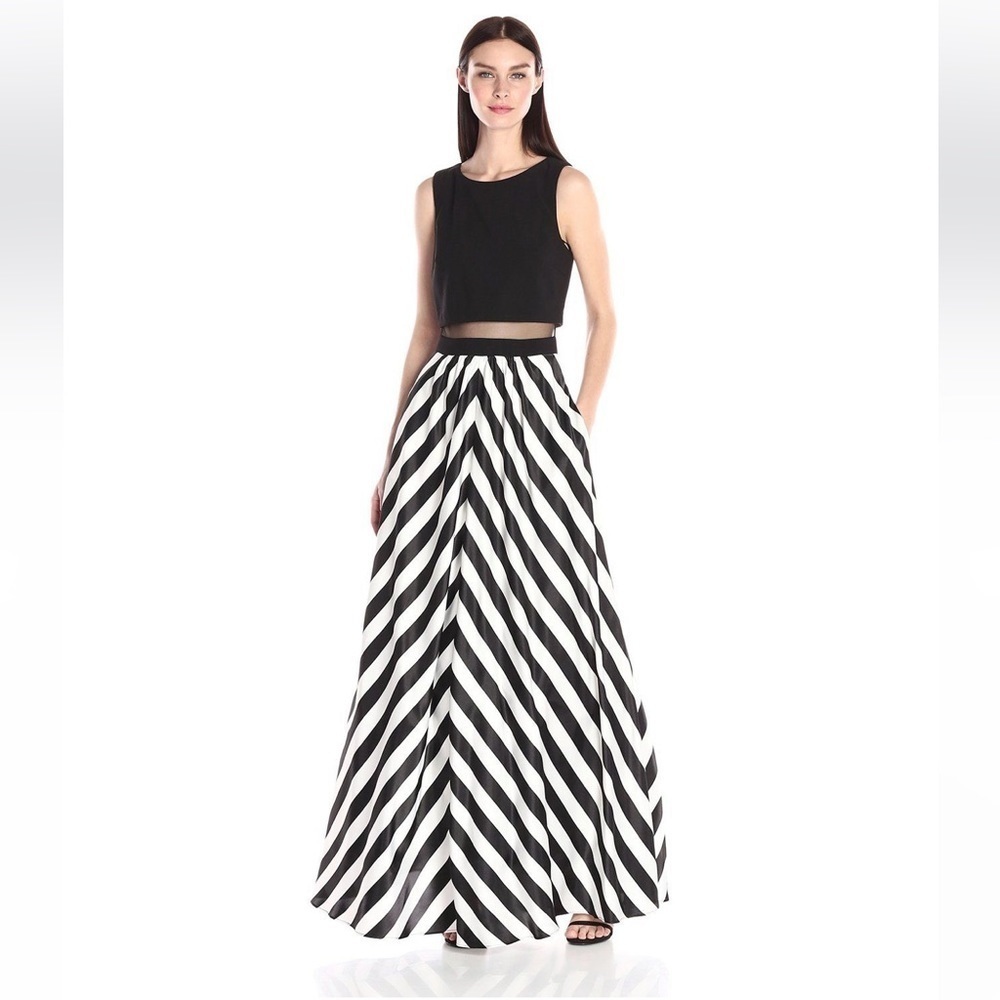 BETSY & ADAM Black and white satin‎ formal dress